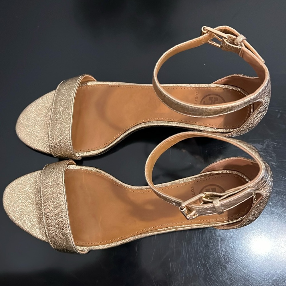 Tory Burch Gold Savannah Wedge- Sz 7.5